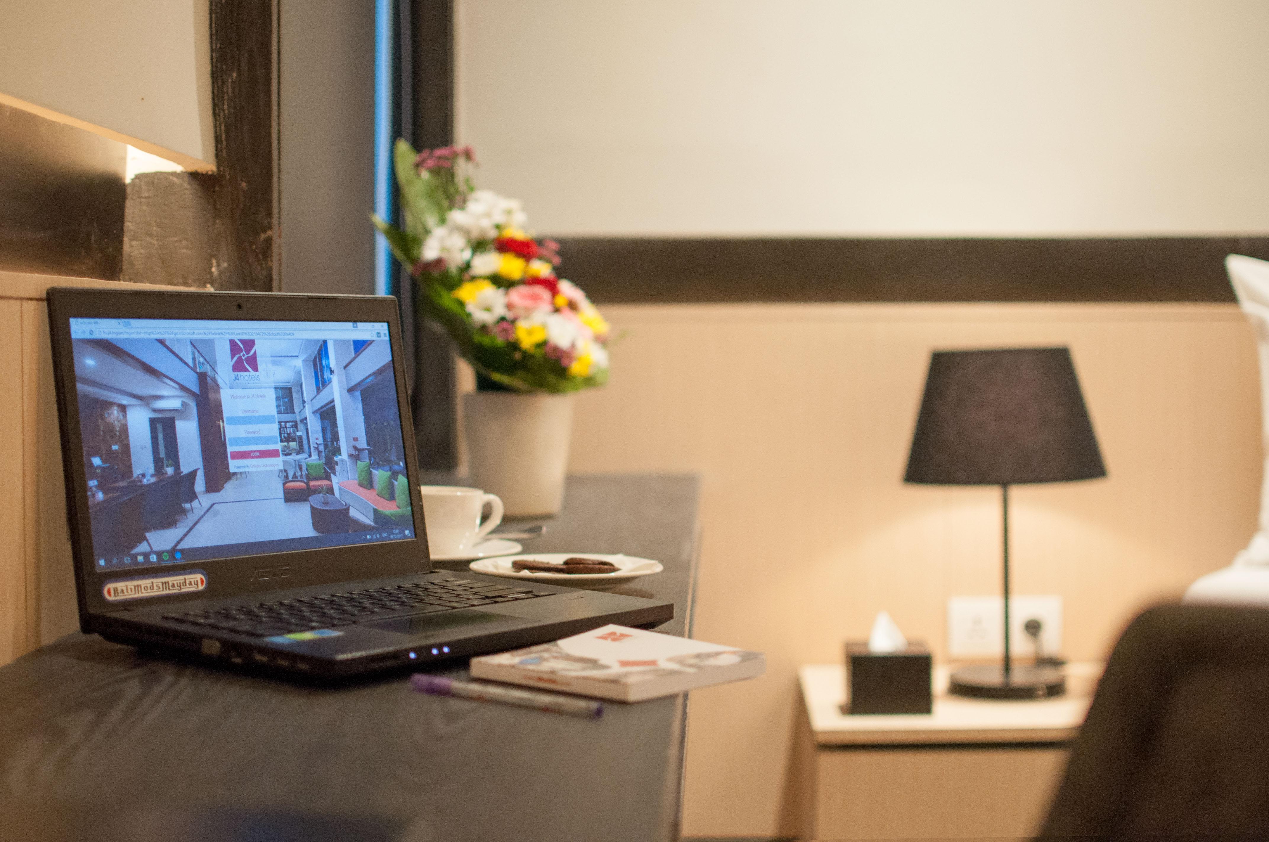 J4 Hotels Legian מראה חיצוני תמונה