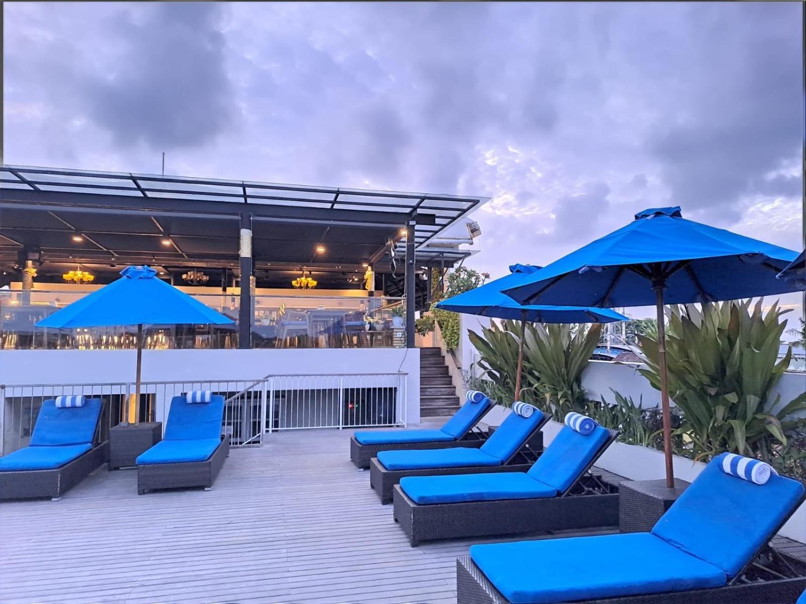 J4 Hotels Legian מראה חיצוני תמונה