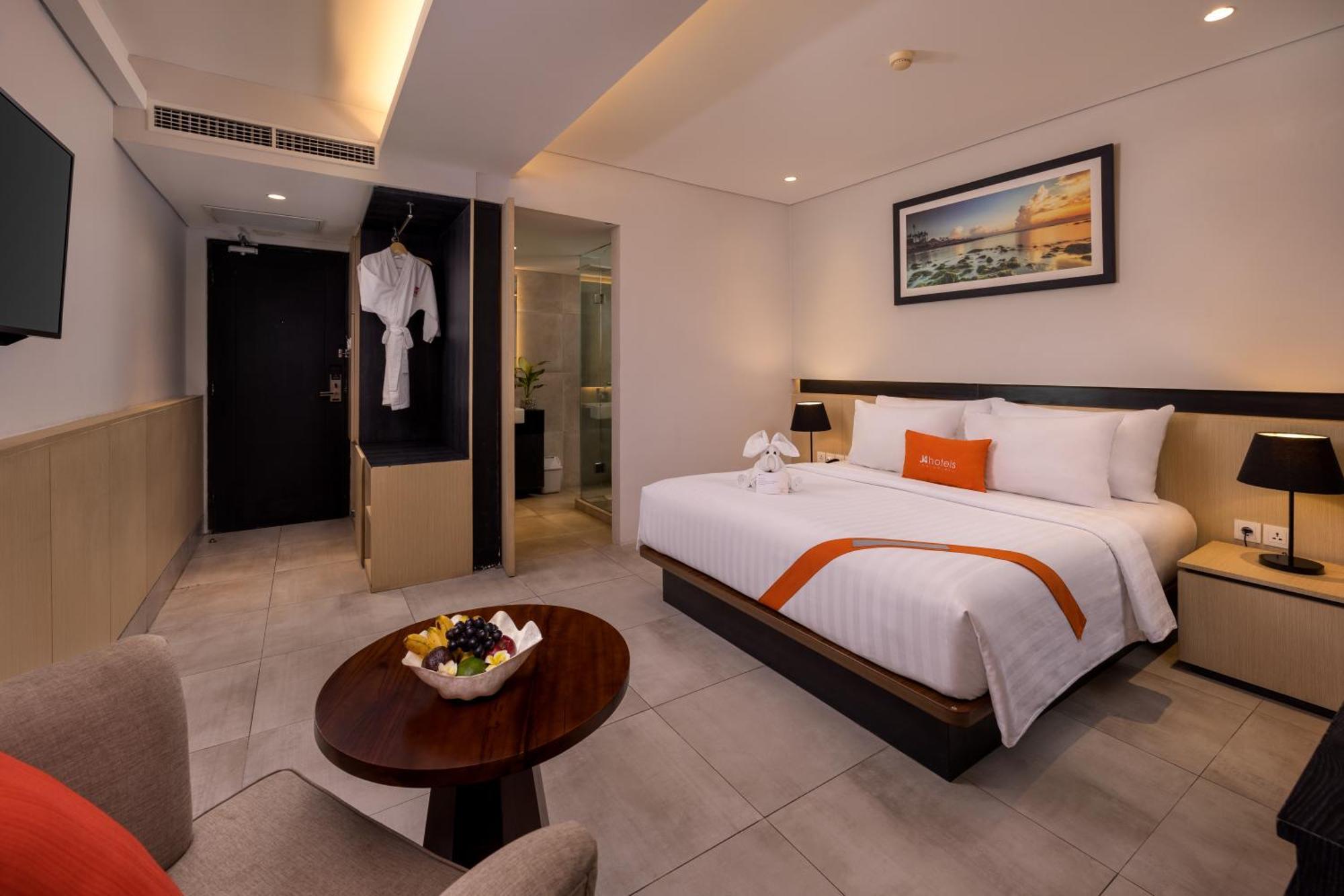 J4 Hotels Legian מראה חיצוני תמונה